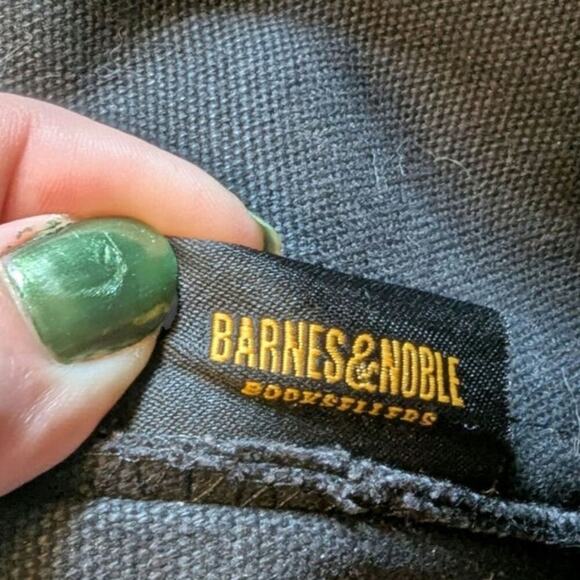 Barnes & Noble Canvas Tote Bag Zip Compartment Book Lover's Quotes Black Bag - Picture 6 of 9